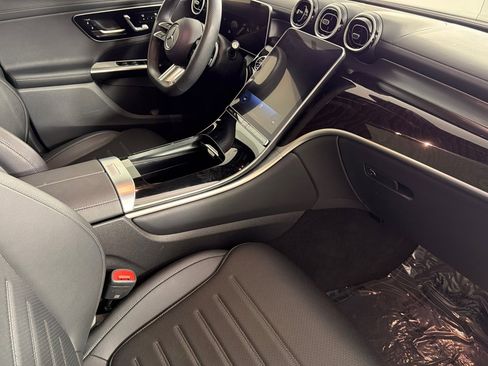 Used 2023 Mercedes-Benz GLC 300 image 15