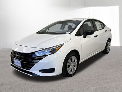 New 2025 Nissan Versa S w/ Trunk Package