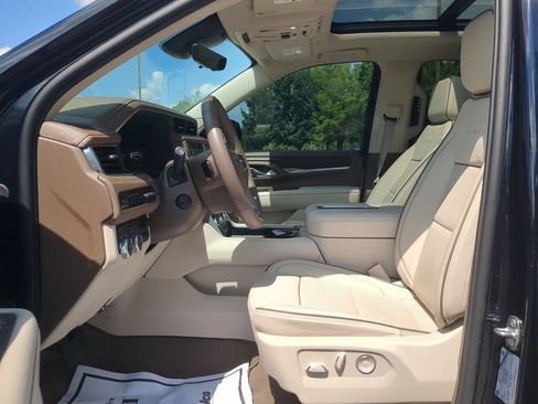 Used 2023 GMC Yukon Denali w/ Denali Reserve Package AWD/4WD image 20