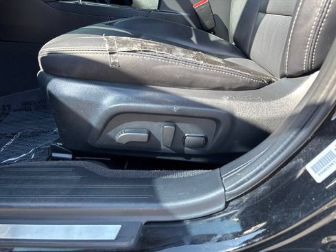 Used 2017 Subaru Outback 3.6R Limited AWD/4WD image 30