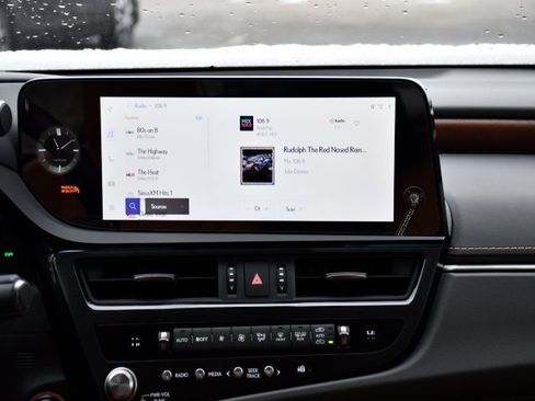 New 2025 Lexus ES 350 Luxury image 26