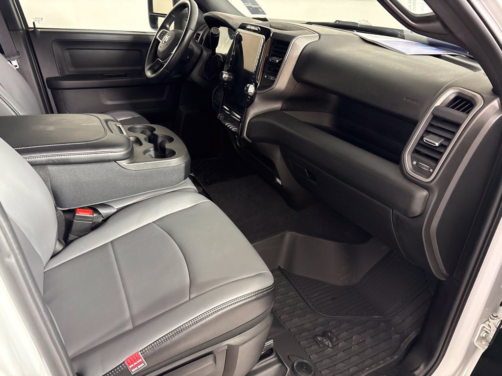 Used 2025 RAM 3500 Tradesman AWD/4WD image 17
