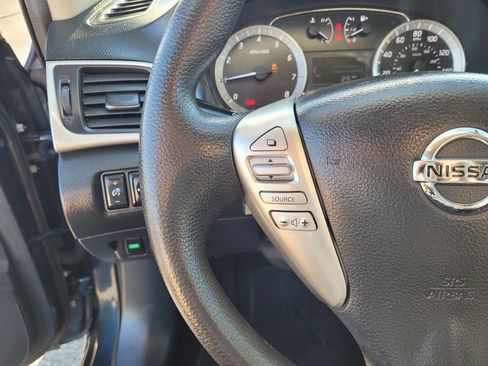 Used 2013 Nissan Sentra SV FWD image 18