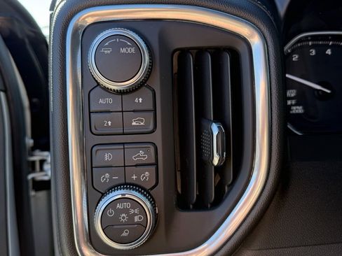 Used 2020 GMC Sierra 1500 SLT image 17