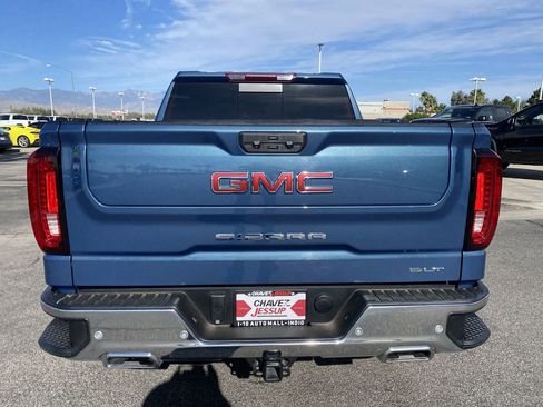 Used 2024 GMC Sierra 1500 SLT w/ SLT Premium Plus Package AWD/4WD image 32