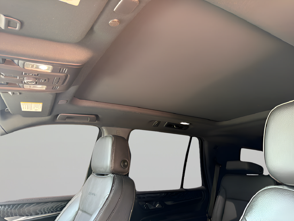 Used 2023 GMC Yukon Denali AWD/4WD image 32