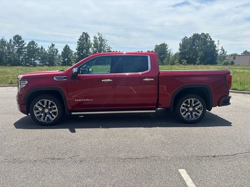 Used 2023 GMC Sierra 1500 Denali w/ Denali Reserve Package AWD/4WD image 4