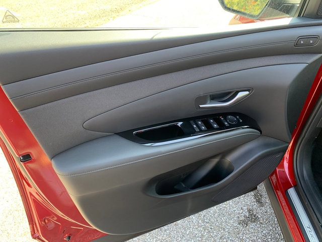 New 2026 Hyundai Tucson Limited AWD/4WD image 16