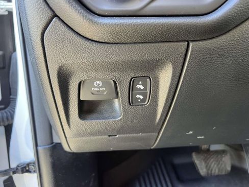 Used 2021 RAM 1500 Big Horn AWD/4WD image 26