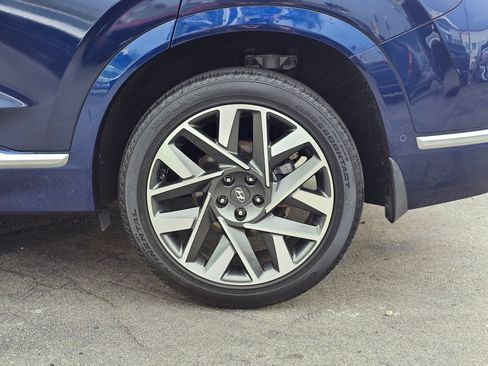 Used 2023 Hyundai Santa Fe Calligraphy FWD image 9