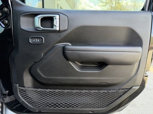 Used 2020 Jeep Wrangler Unlimited Sport S image 46