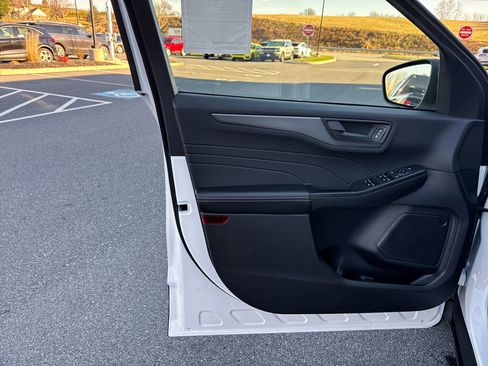 New 2026 Ford Escape Active image 25