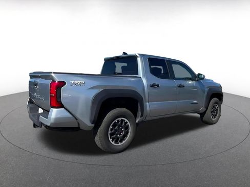 Used 2025 Toyota Tacoma TRD Off-Road AWD/4WD image 15