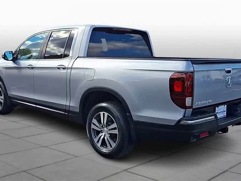 Used 2017 Honda Ridgeline RTS image 6