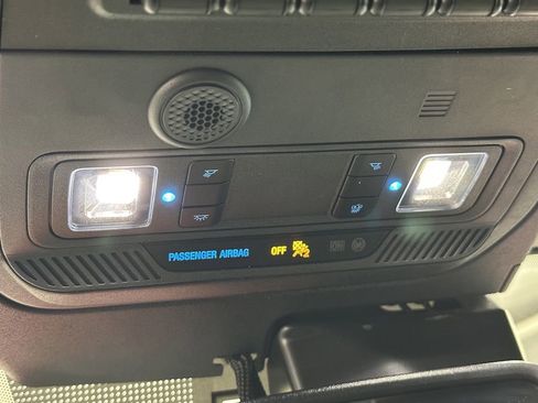 Used 2023 Ford Bronco Big Bend w/ Sasquatch Package image 41