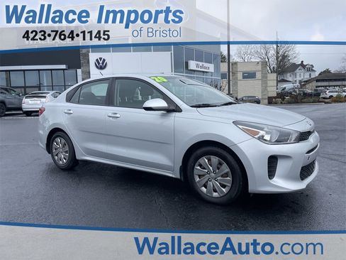 Used 2020 Kia Rio S image 1