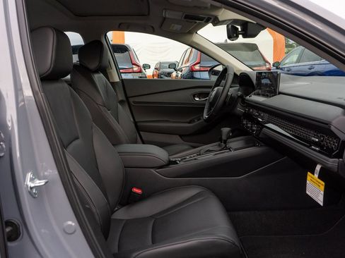 New 2025 Honda Accord EX-L image 14