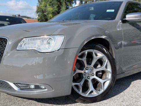 Used 2018 Chrysler 300 C w/ Safetytec Plus Group RWD image 15