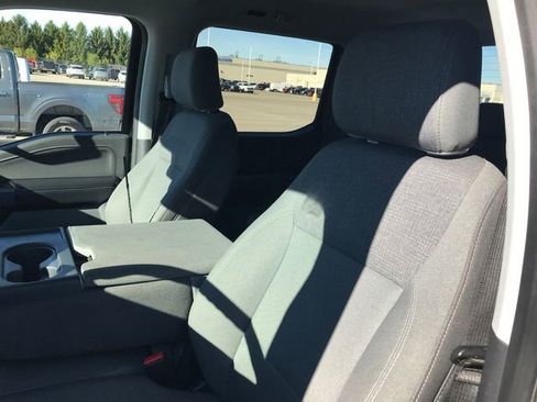 Used 2024 Ford F150 XLT image 29