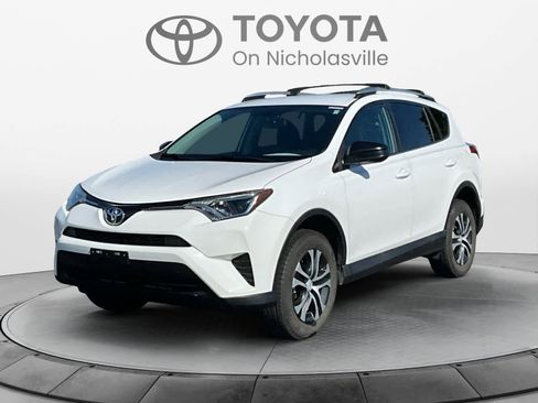 Used 2016 Toyota RAV4 LE AWD/4WD image 1