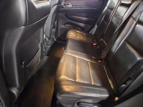 Used 2020 Jeep Grand Cherokee Limited image 18