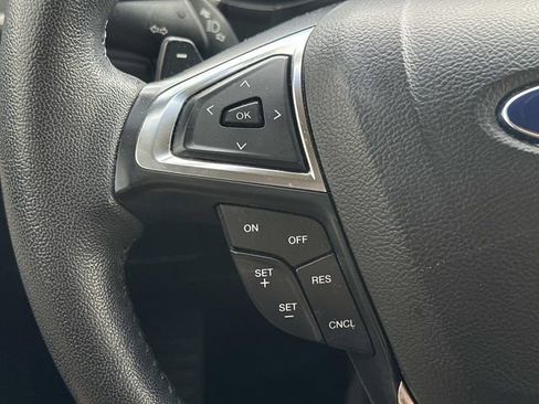 Used 2017 Ford Edge SEL w/ Equipment Group 201A image 24