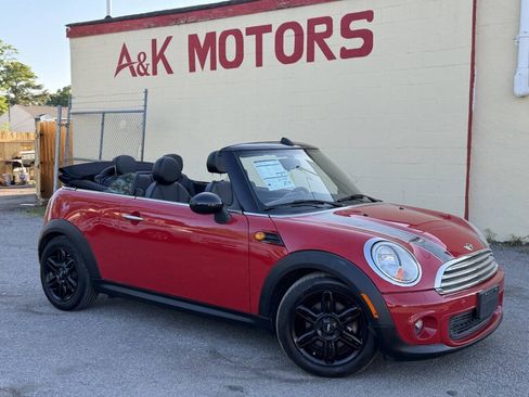 Used 2015 MINI Cooper Convertible FWD image 1