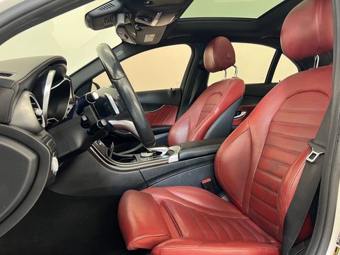 Used 2016 Mercedes-Benz C 300 Sedan image 5