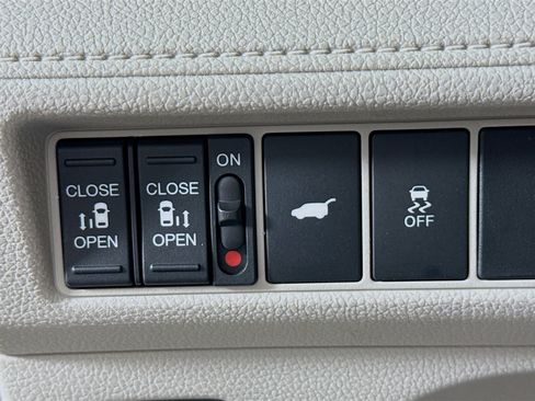 New 2026 Honda Odyssey EX-L image 9