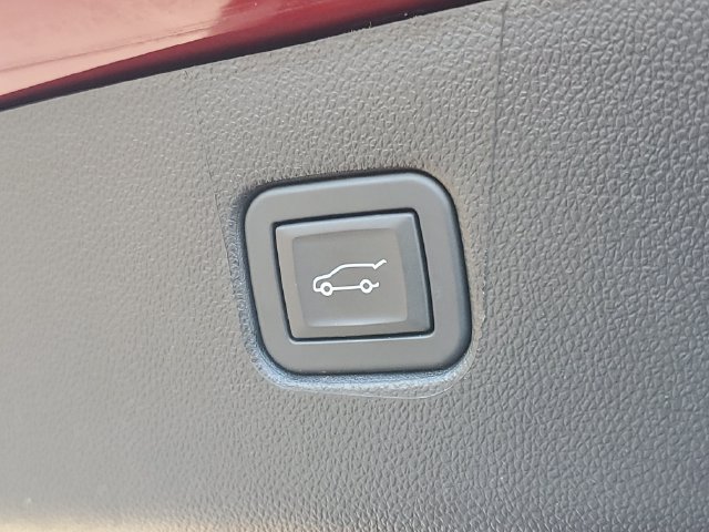 Certified 2024 Chevrolet Blazer LT w/ Convenience Package FWD image 8