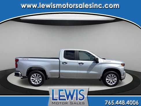 Used 2021 Chevrolet Silverado 1500 Custom AWD/4WD image 1