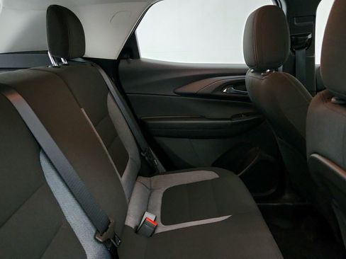 Used 2024 Chevrolet TrailBlazer LT AWD/4WD image 27
