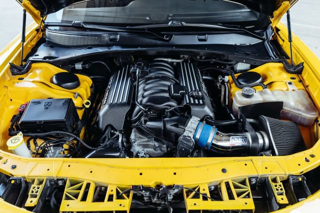 Used 2018 Dodge Charger SRT w/ Technology Group RWD image 28