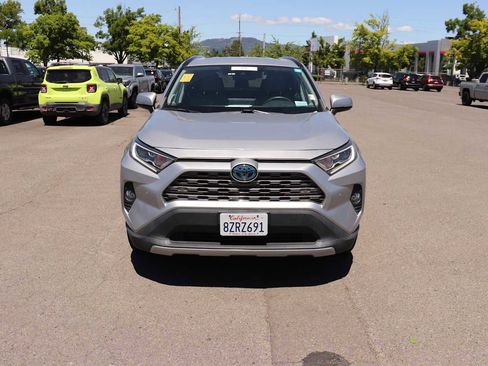 Certified 2021 Toyota RAV4 Limited AWD/4WD image 2
