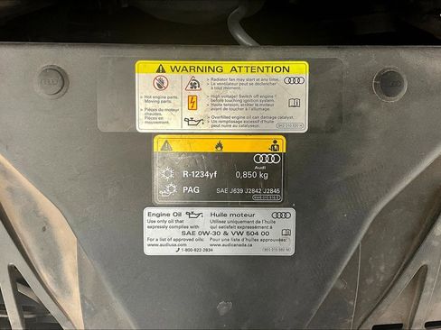 Used 2021 Audi A8 L 4.0T image 41