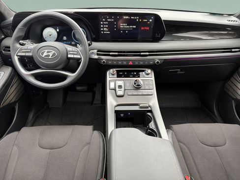Used 2025 Hyundai Palisade Calligraphy AWD/4WD image 9