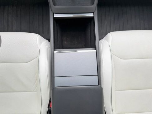 Used 2024 Tesla Model 3 Performance AWD/4WD image 24