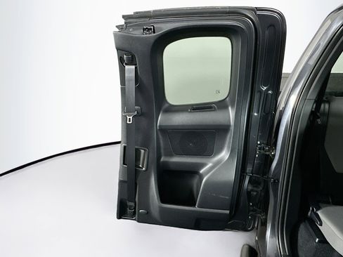 Used 2020 Toyota Tacoma SR w/ SX Package image 28