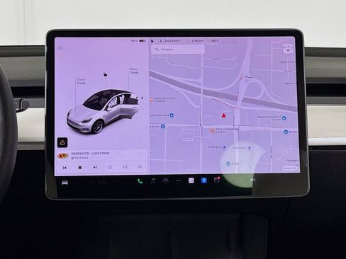 Used 2021 Tesla Model Y Long Range image 57