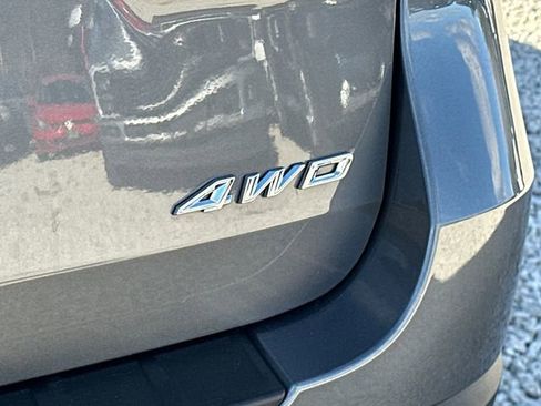 Certified 2022 Ford Explorer XLT w/ Equipment Group 202A image 13