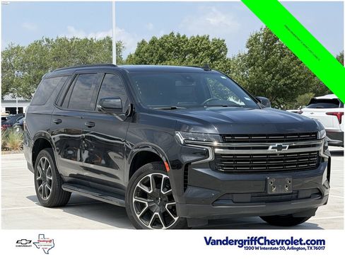 Used 2022 Chevrolet Tahoe RST w/ Luxury Package RWD image 2