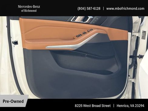 Used 2023 BMW X5 xDrive40i w/ Parking Assistance Package AWD/4WD image 12