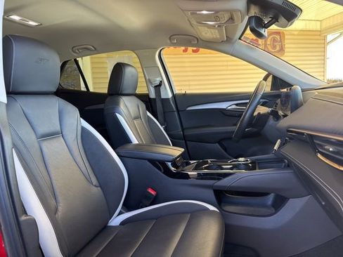 Used 2025 Buick Envision Sport Touring image 29