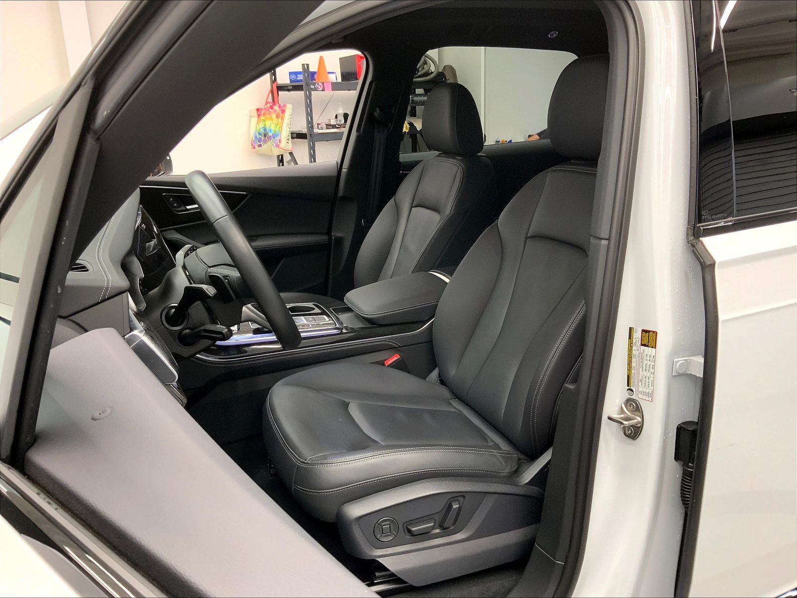Certified 2025 Audi Q7 3.0T Premium Plus w/ Premium Plus Package AWD/4WD image 17