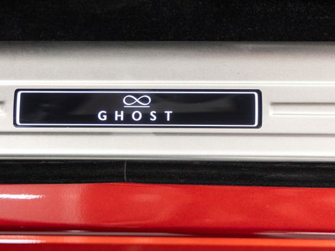 Used 2025 Rolls-Royce Ghost Black Badge image 16