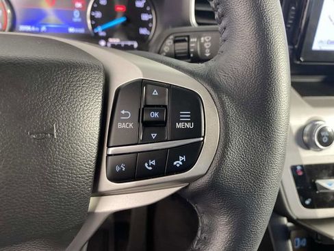 Used 2023 Ford Explorer XLT w/ Equipment Group 202A AWD/4WD image 17