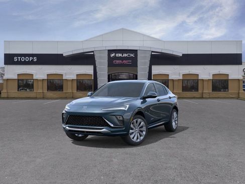 New 2025 Buick Envista Avenir image 9