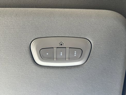 Used 2022 RAM 1500 Laramie image 16