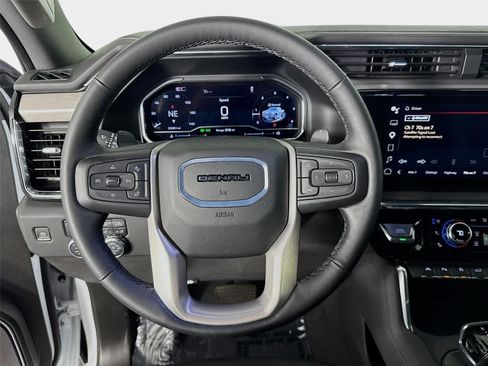 Certified 2024 GMC Sierra 1500 Denali w/ Technology Package RWD image 12