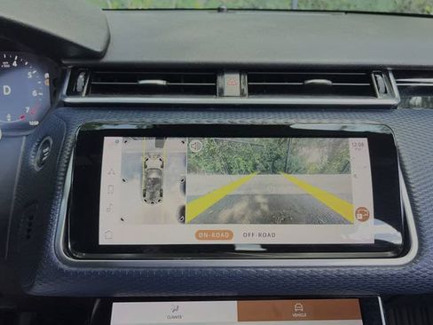 Used 2021 Land Rover Range Rover Velar R-Dynamic S AWD/4WD image 25